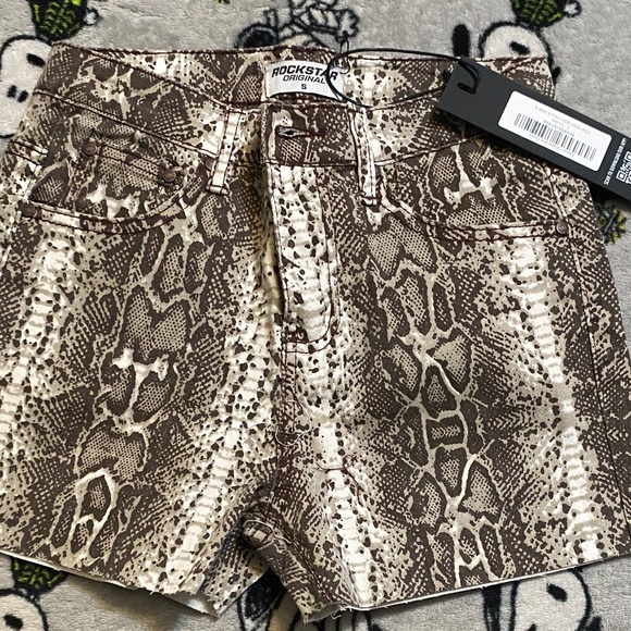 Rockstar Original Women's Snake Print Jean Shorts - Brown - Picture 1 of 5